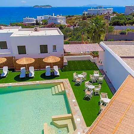 Ostria & Hotel 2*